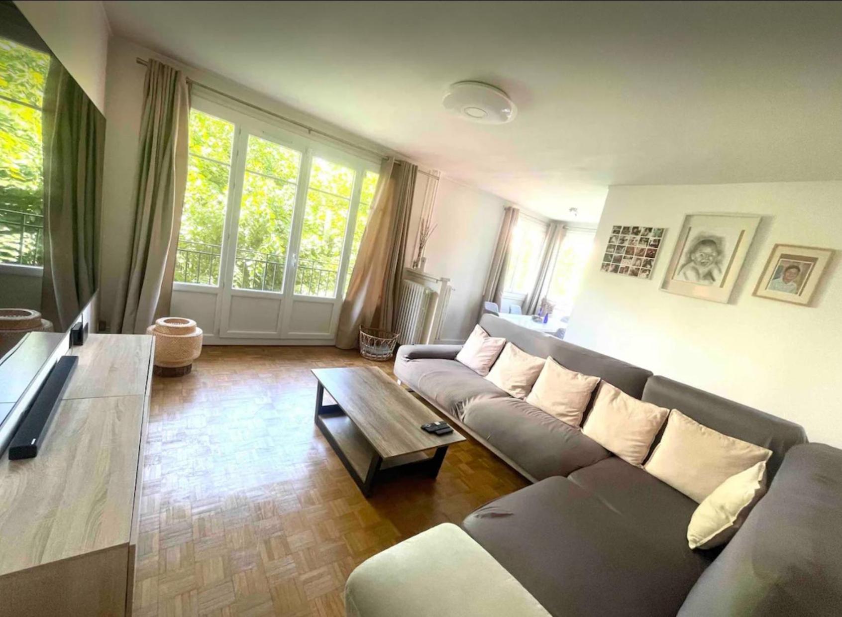 Modern 2 Bedroom Apartment Near Paris Metro, Giant Flat Screen Tv 85 Inches, Balcony, Free Parking Ivry-sur-Seine Eksteriør billede