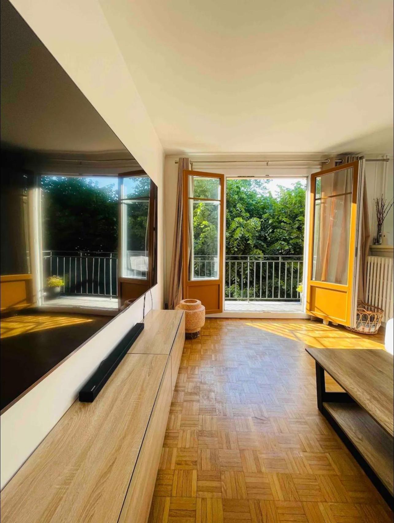 Modern 2 Bedroom Apartment Near Paris Metro, Giant Flat Screen Tv 85 Inches, Balcony, Free Parking Ivry-sur-Seine Eksteriør billede